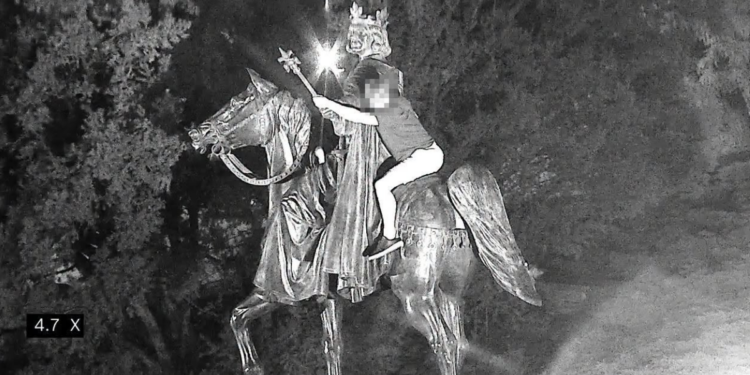 Pomnik Przemysła II w Poznaniu przy ul. Franciszkańskiej