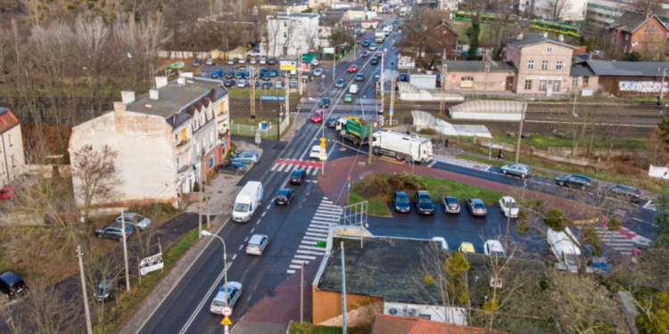 Remont przejazdu kolejowo-drogowego na ul. Starołęckiej w Poznaniu