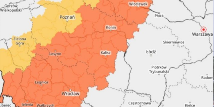 Ostrzeżenia IMGW przed intensywnym deszczem i burzami w Wielkopolsce