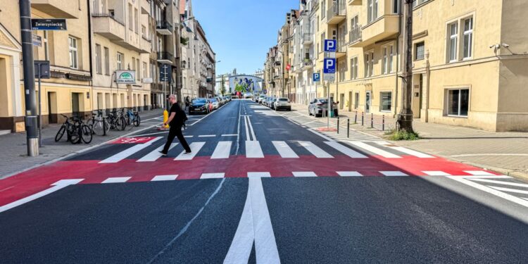 Remont ul. Zeylanda w Poznaniu – nowa nawierzchnia i zmieniona organizacja parkowania