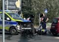 Zderzenie radiowozu z samochodem osobowym na skrzyżowaniu w Poznaniu