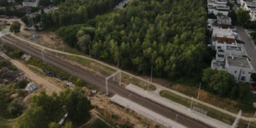 Węzeł przesiadkowy i infrastruktura piesza oraz rowerowa przy przystanku kolejowym Poznań Naramowice